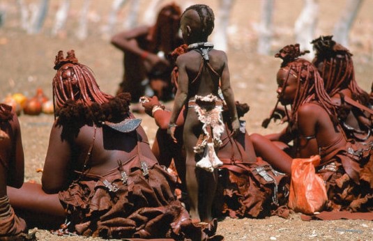 Bezoek Himba stam tijdens reis naar Namibie 5