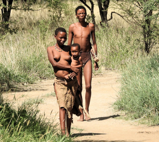 San Bushmen familie in Erongo