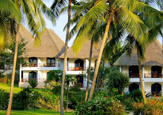 Tropische tuin bij Blue Bay resort op Zanzibar