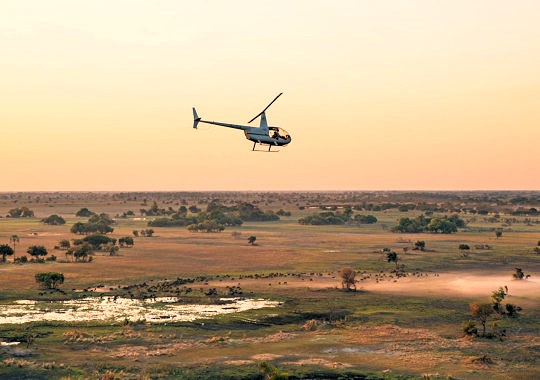 Helikoptervlucht over de Okavango delta tijdens huwelijksreis in Botswana
